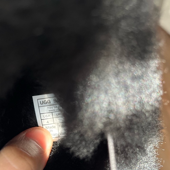 Like new beautiful black sparkle Ugg slippers - Picture 3 of 3